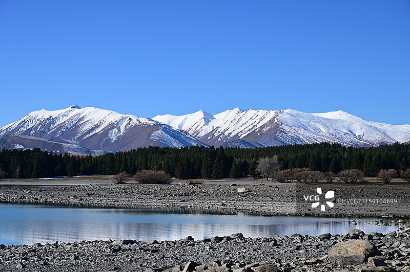 新西兰蒂卡波Lake Tekapo Lake McGregor图片素材