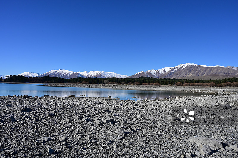 新西兰蒂卡波Lake Tekapo Lake McGregor图片素材