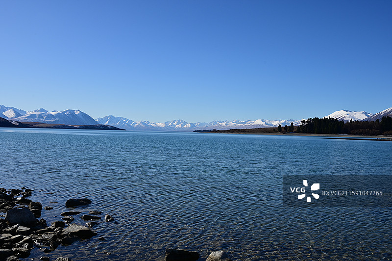 新西兰蒂卡波Lake Tekapo Lake McGregor图片素材