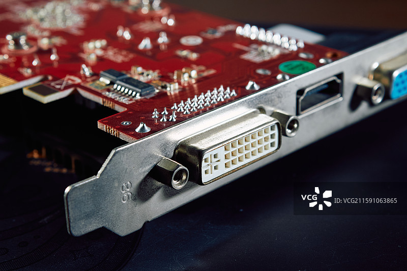 桌上电脑硬件显卡特写，半导体芯片，GPU，AI，图形处理器，显示芯片，静物特写图片素材