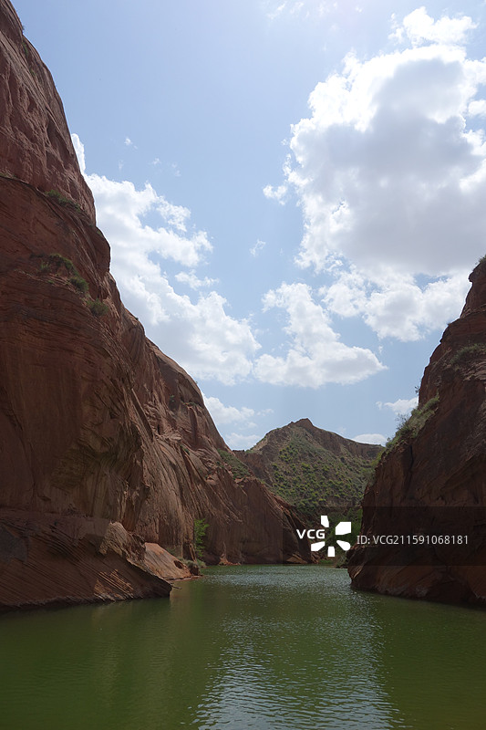陕西省陕北榆林市靖边县龙洲乡闫家寨：靖边波浪谷红砂岩龙洲丹霞图片素材