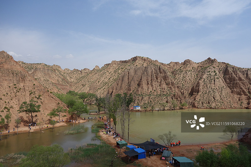 陕西省陕北榆林市靖边县龙洲乡闫家寨：靖边波浪谷红砂岩龙洲丹霞图片素材