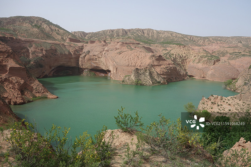 陕西省陕北榆林市靖边县龙洲乡闫家寨：靖边波浪谷红砂岩龙洲丹霞水上丹霞图片素材