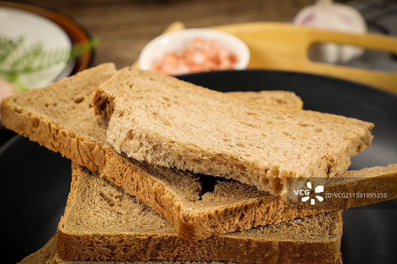 小黑麦方包图片素材