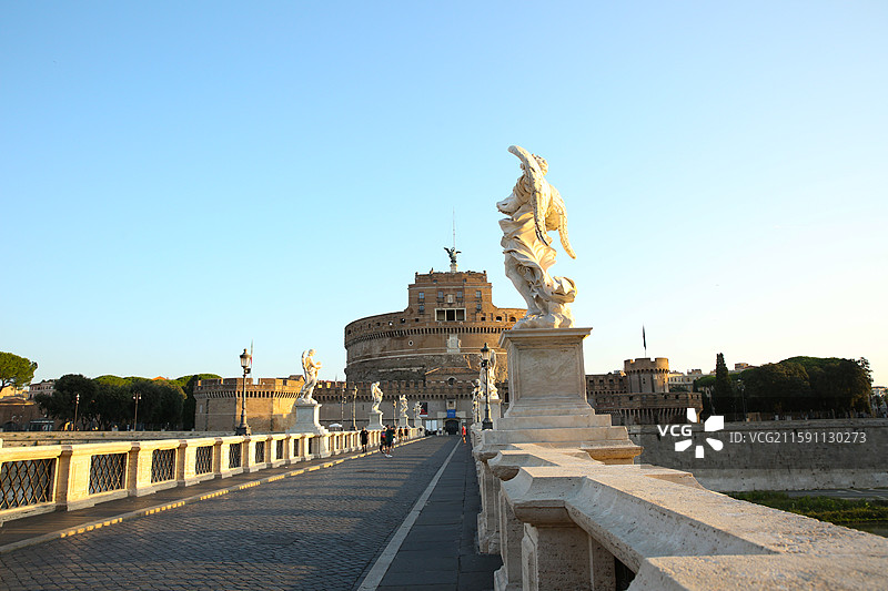 清晨的圣天使堡图片素材