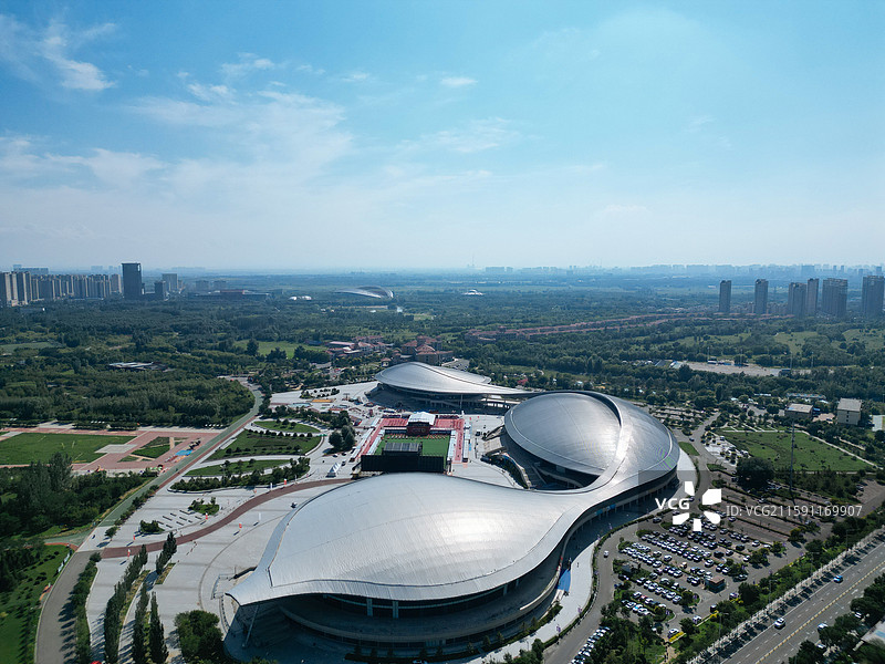 包头市 青山区 奥体公园 体育中心 建设路 九原区图片素材