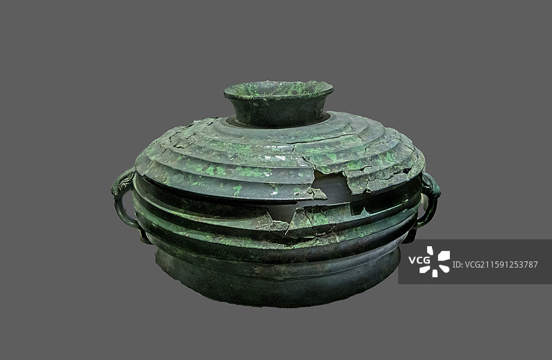 山西省临汾市博物馆：瓦棱纹霸伯铜簋【西周（公元前1046—公元前771年），翼城县大河口墓地出土】图片素材