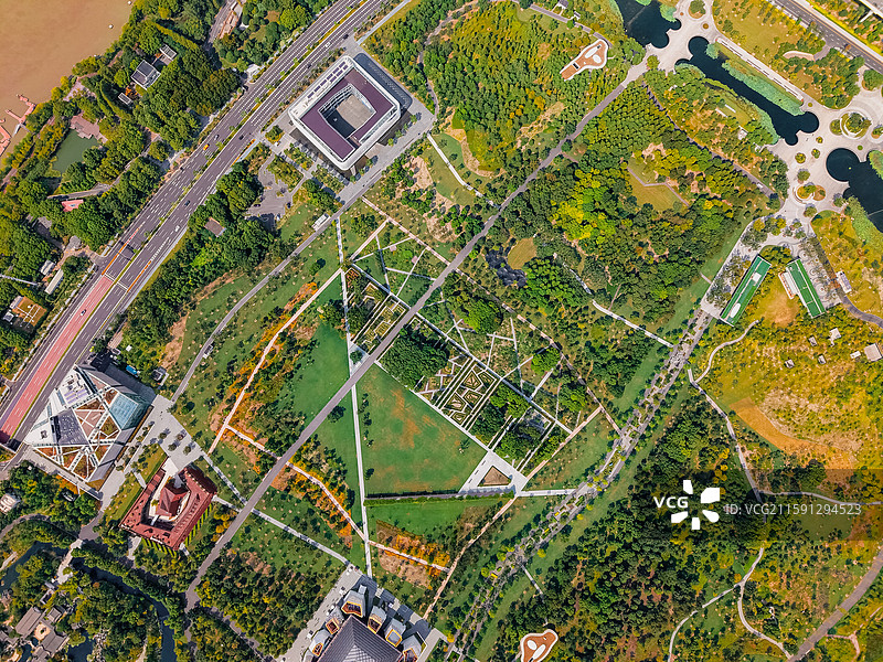 航拍世博地区后滩世博文化公园城市天际线图片素材