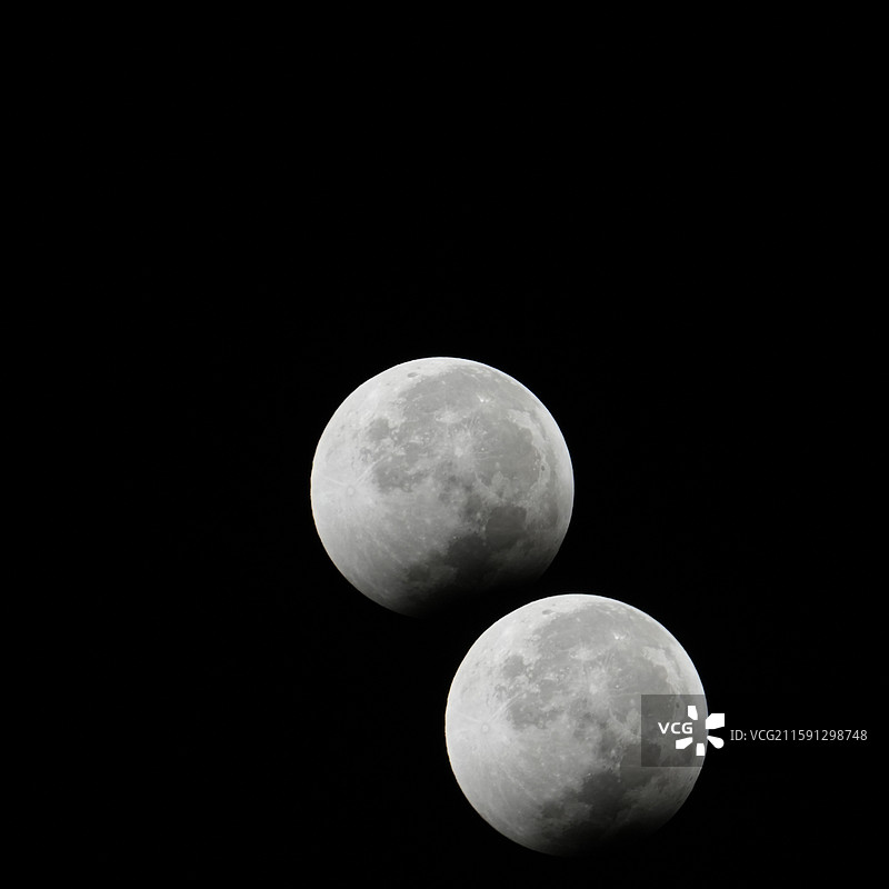 2025年9月8日月全食堆栈图｜杭州高空视角下的月球轨迹档案图片素材