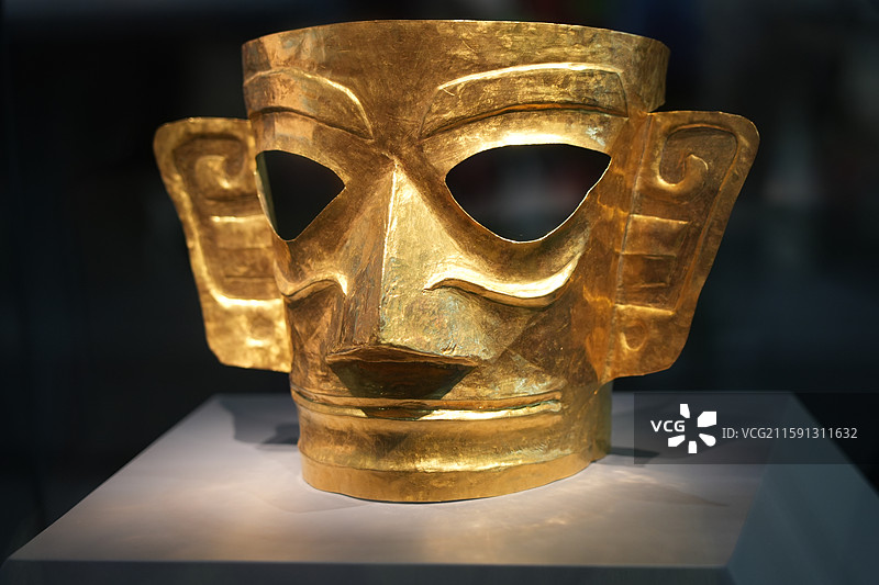 上海博物馆的三星堆展览会藏品展览记录图片素材