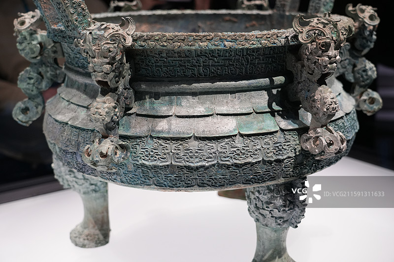 上海博物馆的三星堆展览会藏品展览记录图片素材