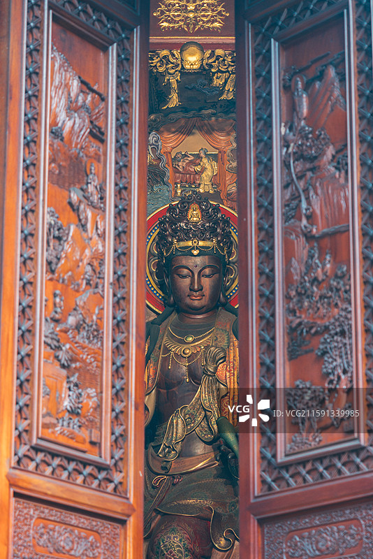 乐山市凌云寺内佛像图片素材