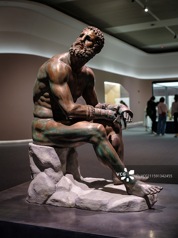 休息中的拳击手(复制品），罗马博物馆藏，中国国家博物馆“意大利之源——古罗马文明展”图片素材