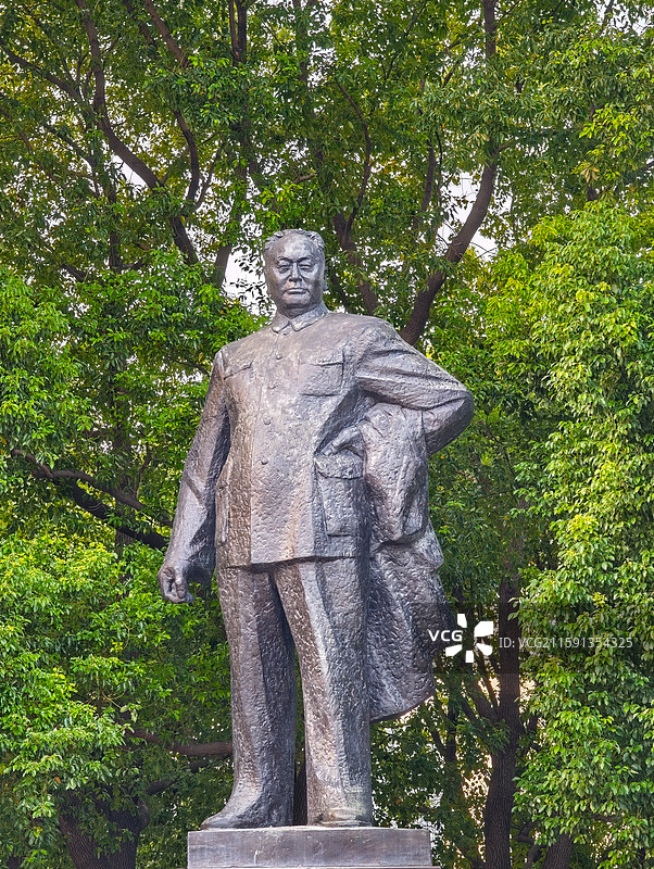 陈毅元帅雕像图片素材