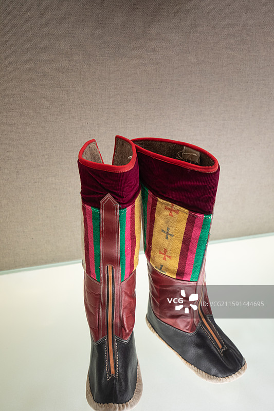 门巴族女靴 20世纪下半叶 西藏 上海博物馆图片素材