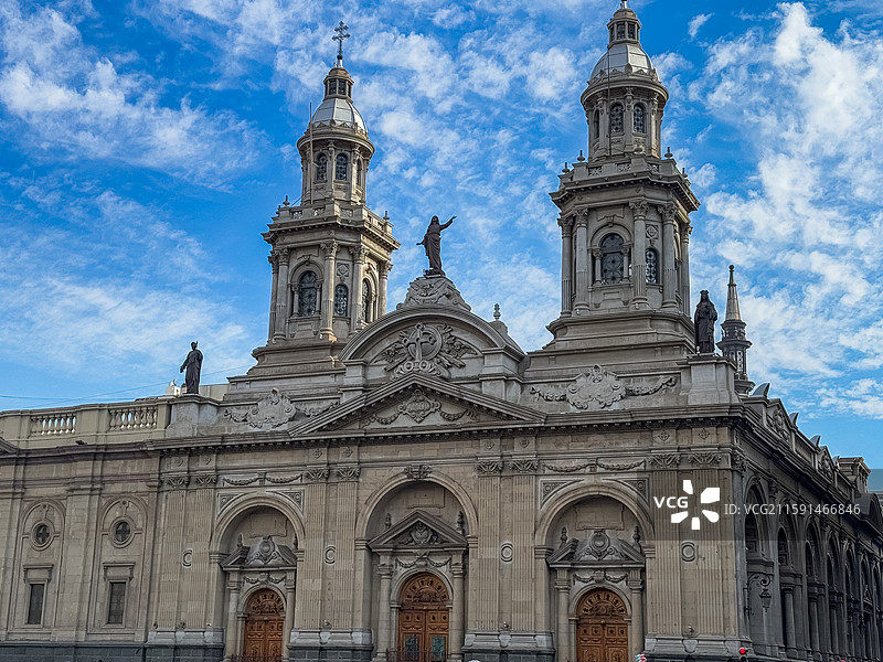 智利圣地亚哥大教堂，圣地亚哥主教座堂，武器广场，新古典主义外观，管风琴弥撒图片素材