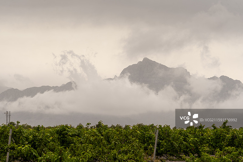 宁夏银川贺兰山睡佛图片素材