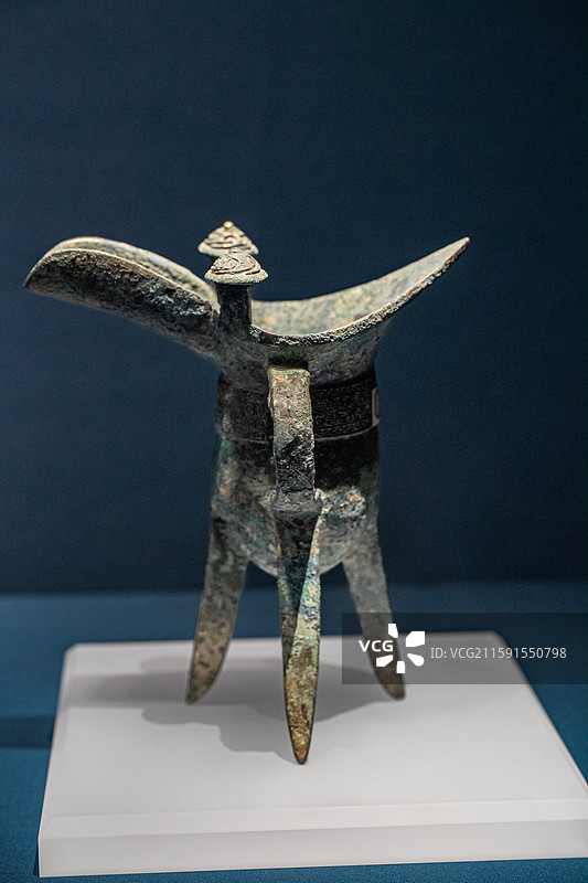 商代 子义铜爵 平阴臧庄商墓出士 平阴县博物馆图片素材