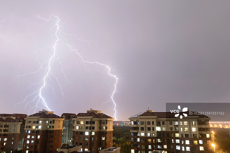 天津东丽区闪电图片素材