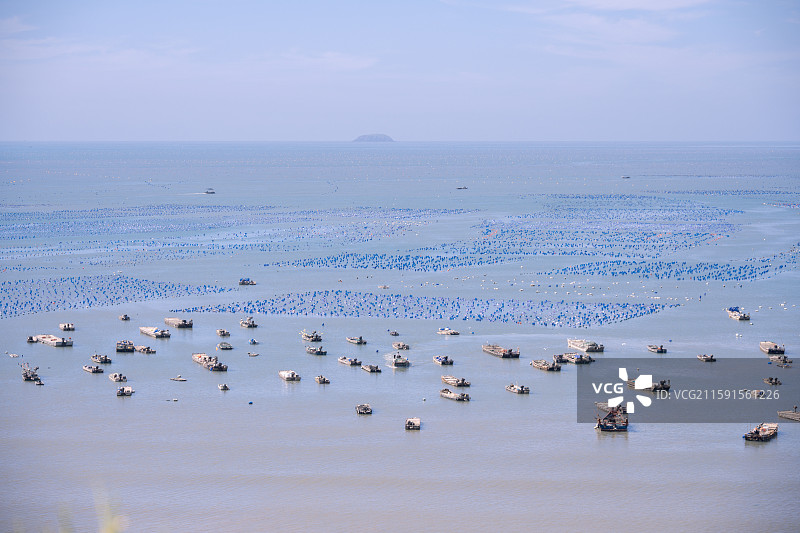 镇海角的渔船码头海岛图片素材