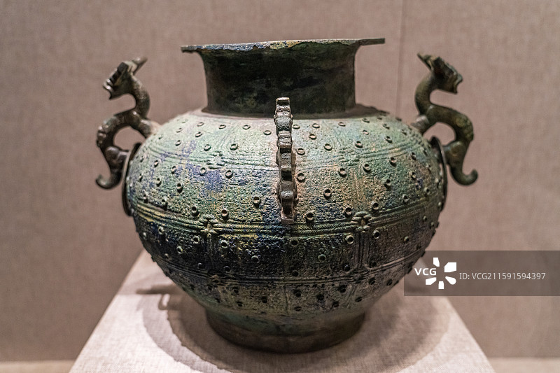 龙耳铜罍（春秋）河南博物院藏 1936年辉县琉璃阁甲墓出土图片素材