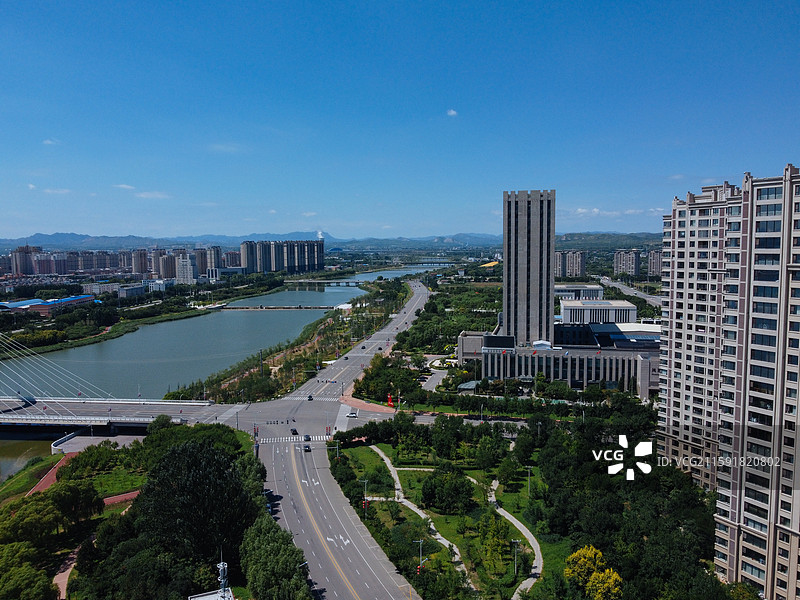 朝阳市 双塔区 龙腾大街 大凌河 航拍 朝阳大街图片素材