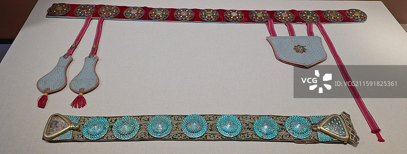 男士腰带 乌兹别克人 19世纪中叶  金、银、绿松石  俄罗斯民族博物馆藏图片素材