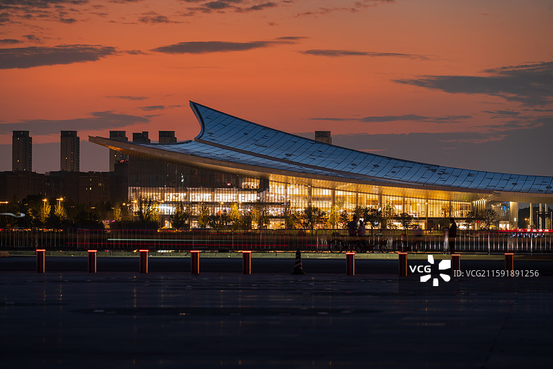 西安浐灞长安书院夜景图片素材