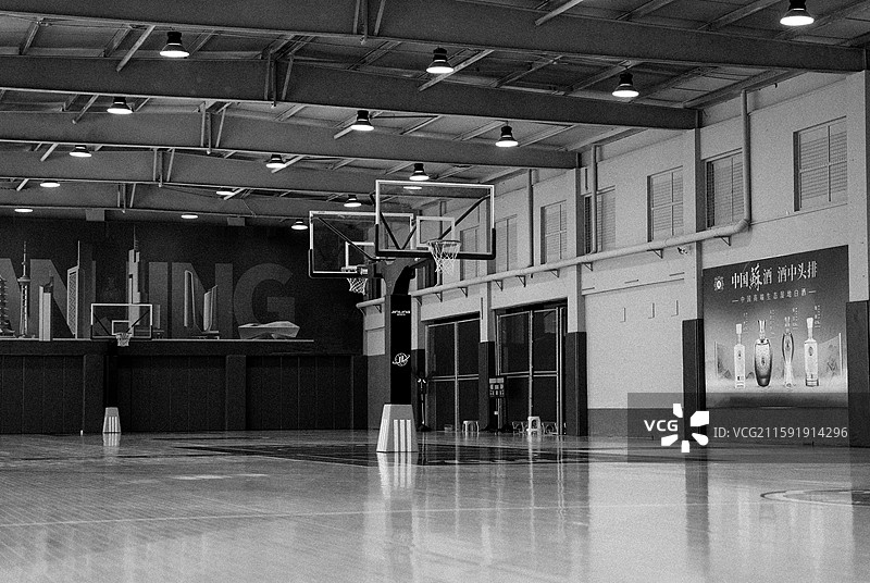 室内篮球馆图片素材