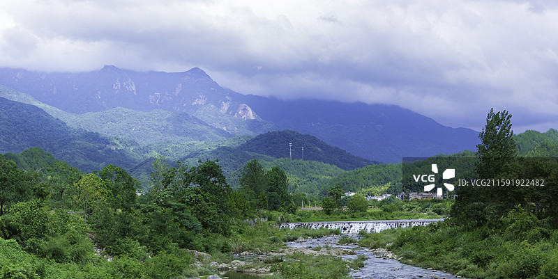 湖北省黄冈市：罗田天堂寨，高山流水，国家4A级景区，世界地质公园图片素材