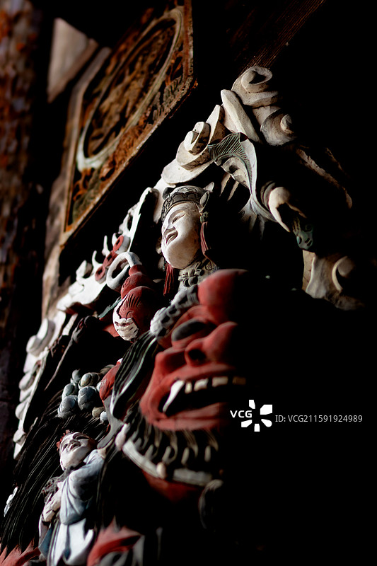 神光离合见风雷图片素材