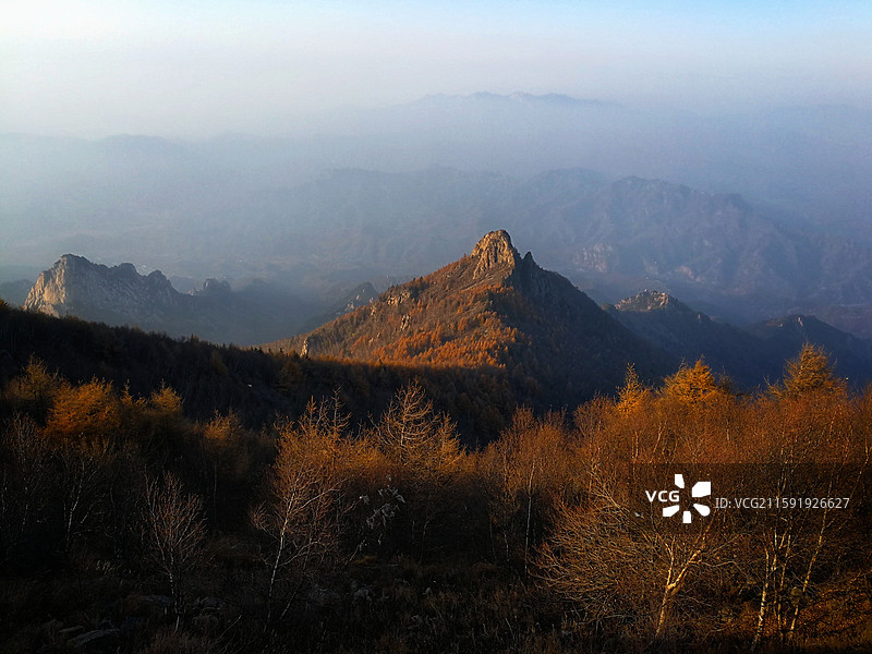 雾灵山秋色 北京密云图片素材