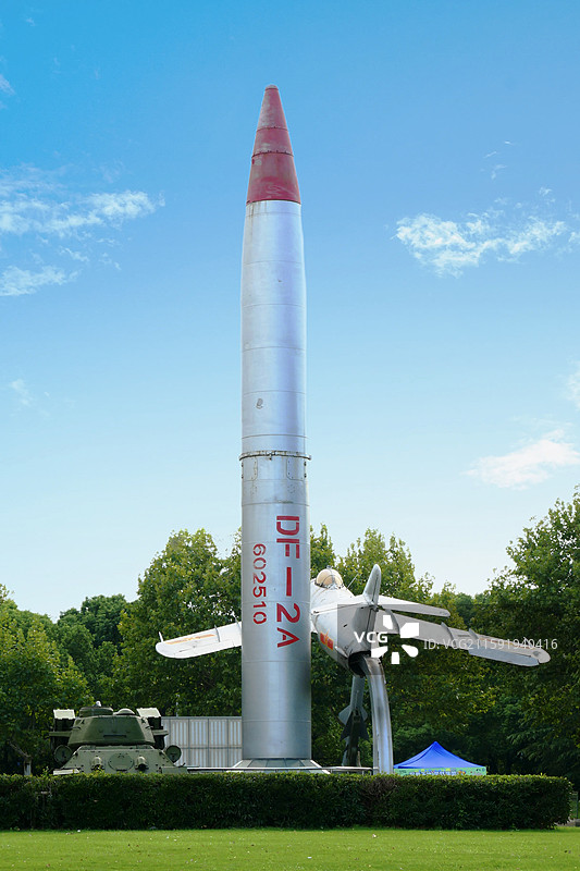 上海东方绿舟--国防教育园-东风2A弹道导弹图片素材