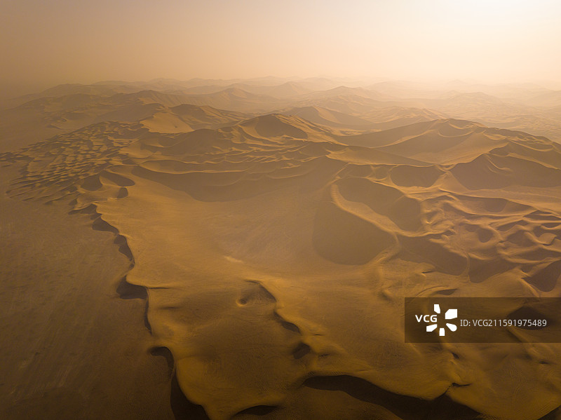 库木塔格沙漠 吐鲁番 鄯善县 龙门客栈 越野基地图片素材