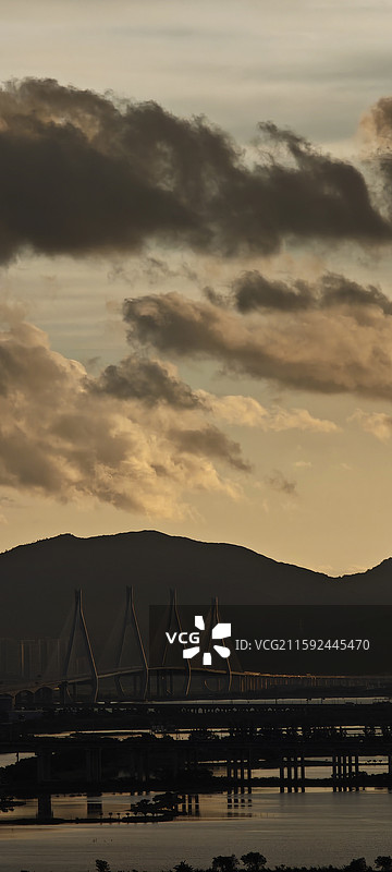 珠海洪鹤大桥云景图片素材