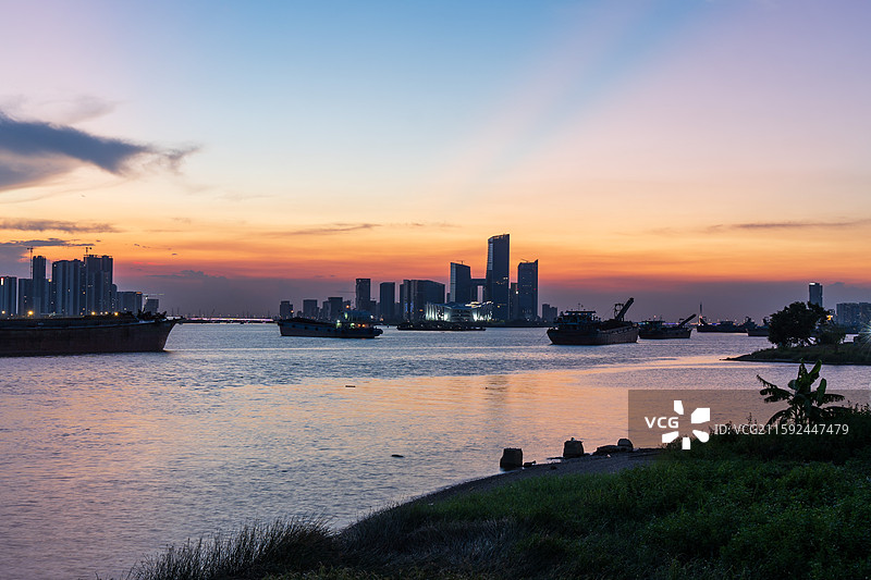 广州南沙明珠湾灵山岛尖CBD夜景、南沙情侣路蕉门水道河畔风景图片素材