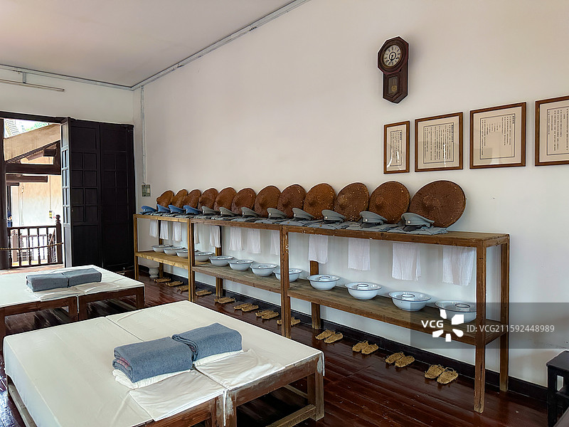 黄埔军校旧址纪念馆军校学生宿舍场景中式装修风格的客厅图片素材