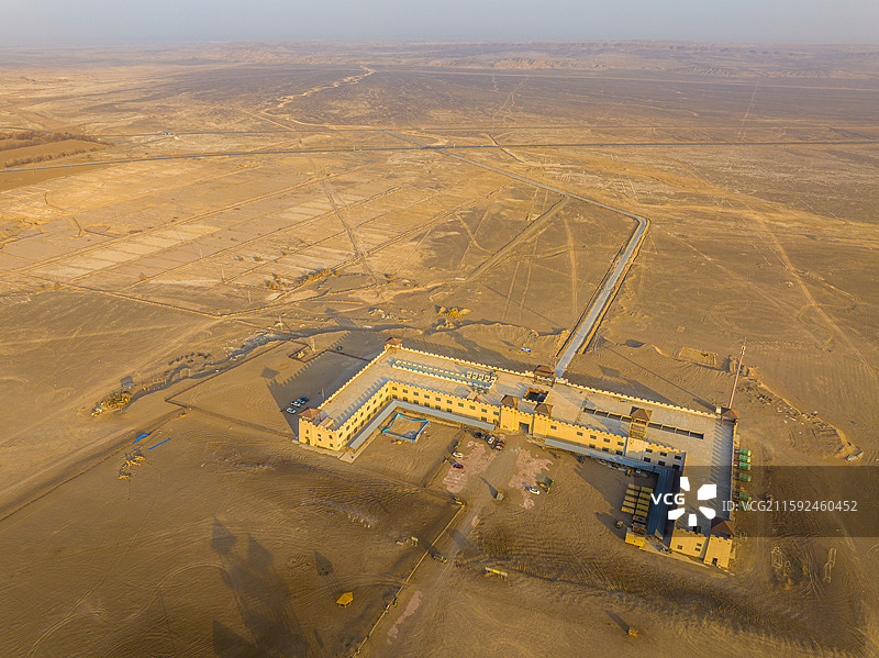 吐鲁番 鄯善县 库木塔格沙漠 龙门客栈 越野基地图片素材