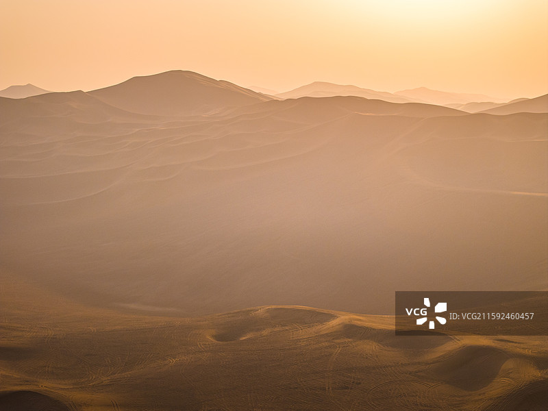 吐鲁番 鄯善县 库木塔格沙漠 龙门客栈 越野基地图片素材