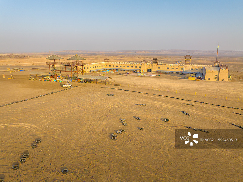 吐鲁番 鄯善县 库木塔格沙漠 龙门客栈 越野基地图片素材