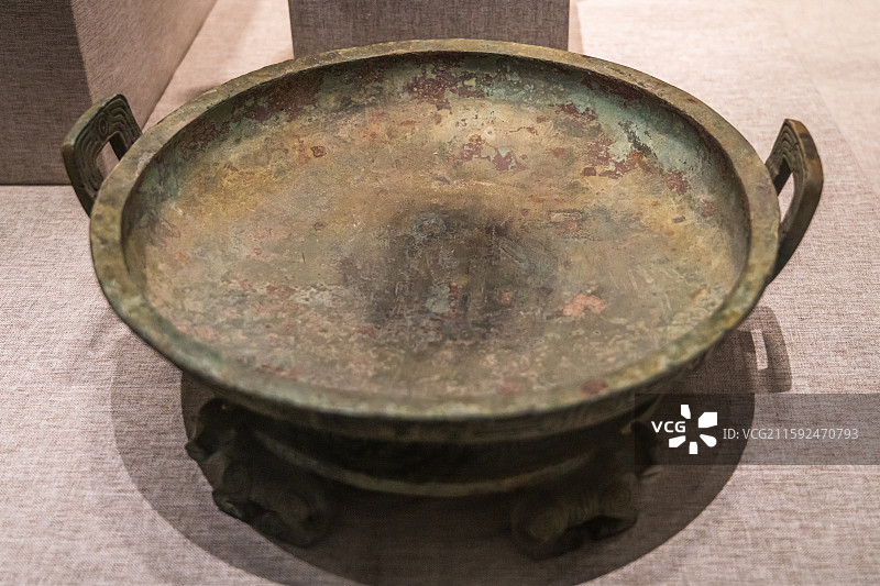 “单”铜盘（春秋）河南博物院藏 1973年罗山县高店村出土图片素材