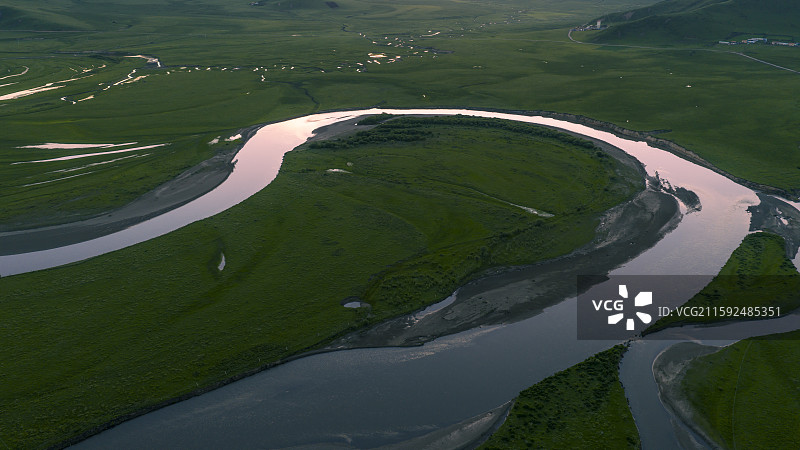 四川阿坝红原县月亮湾景区落日风光图片素材