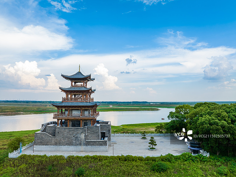 航拍江西省九江市潘阳湖风景区望湖亭图片素材