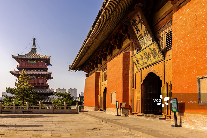 中式古建筑与古塔景致图片素材