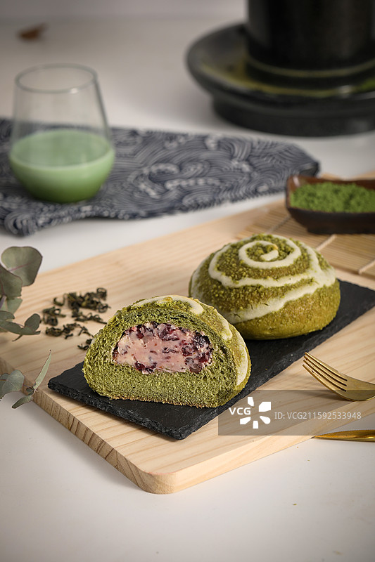 抹茶提子豆乳包图片素材