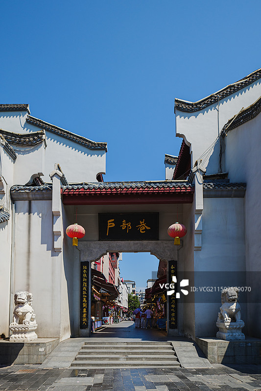 湖北武汉十景之一户部巷汉味风情街图片素材