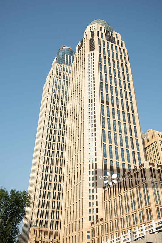 解放北路上的建筑图片素材