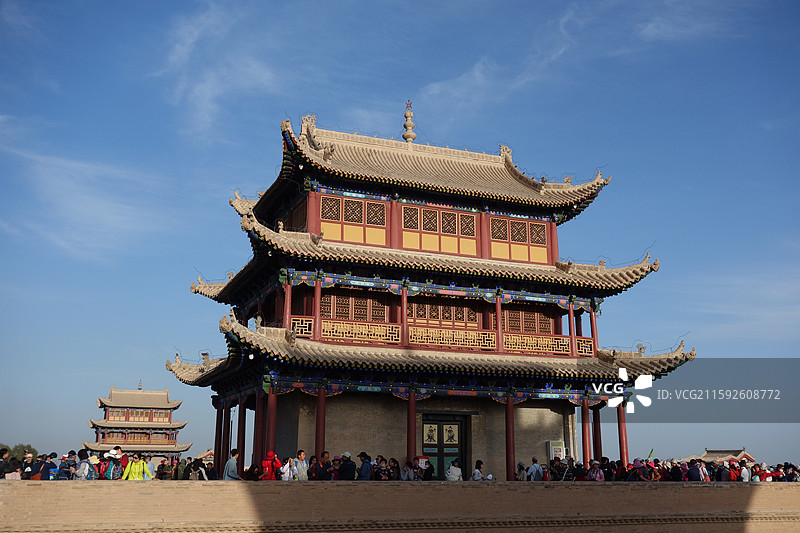 甘肃嘉峪关长城：天下第一雄关：柔远楼和柔远门图片素材