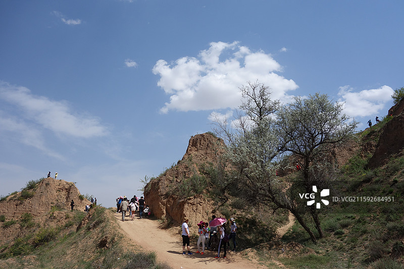 陕西省陕北榆林市靖边县龙洲乡闫家寨：靖边波浪谷红砂岩龙洲丹霞图片素材