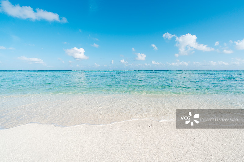 马尔代夫蓝天白云海洋风景图片素材